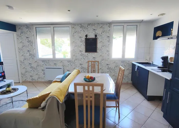 Le Refuge Bleu Et Or Лурд